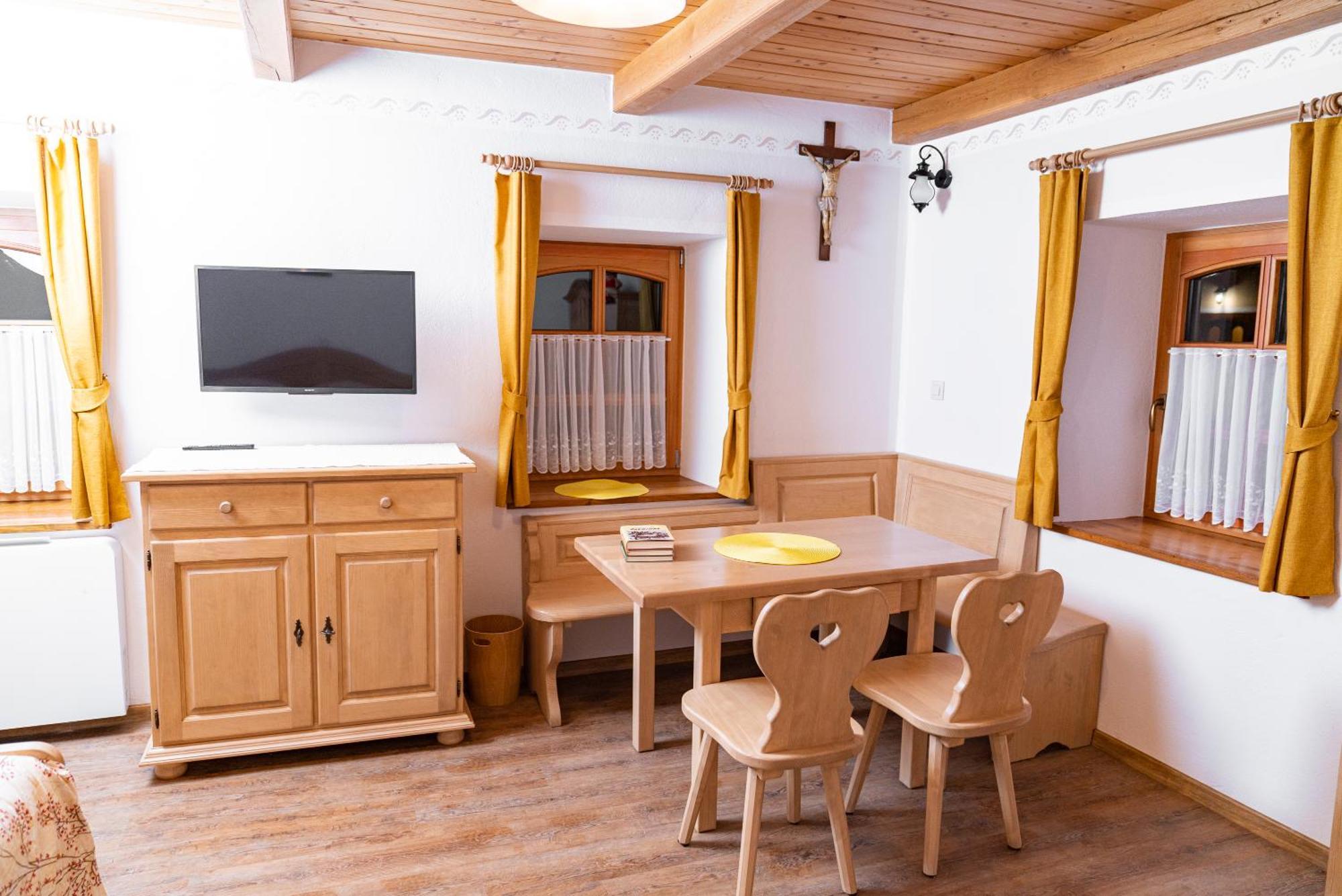 Guesthouse Mocivnik Okroglice Luaran gambar