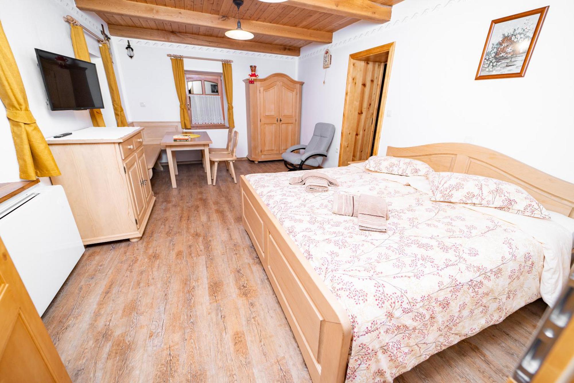 Guesthouse Mocivnik Okroglice Luaran gambar