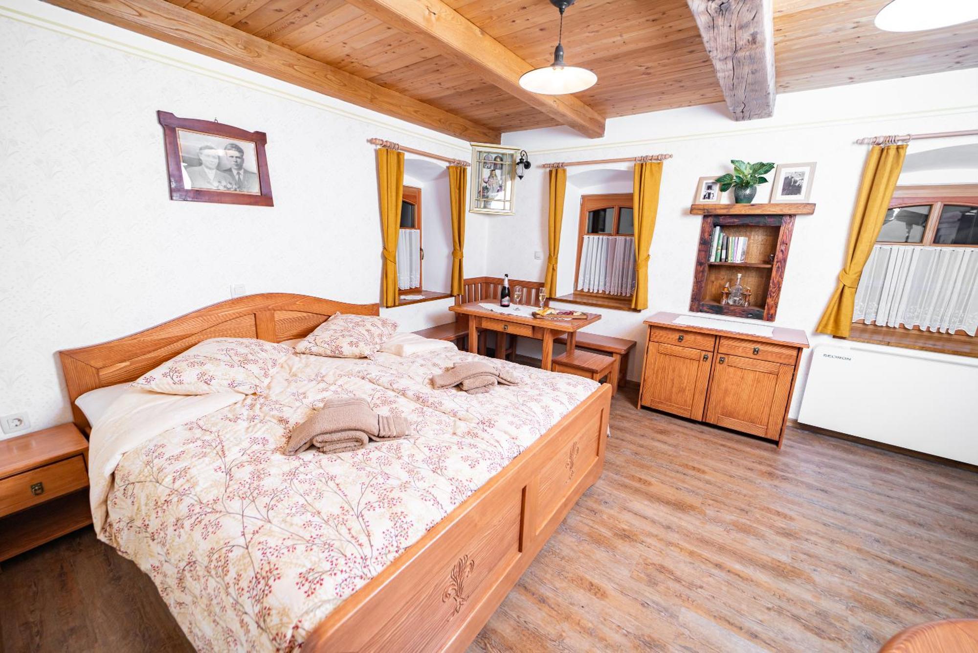 Guesthouse Mocivnik Okroglice Luaran gambar