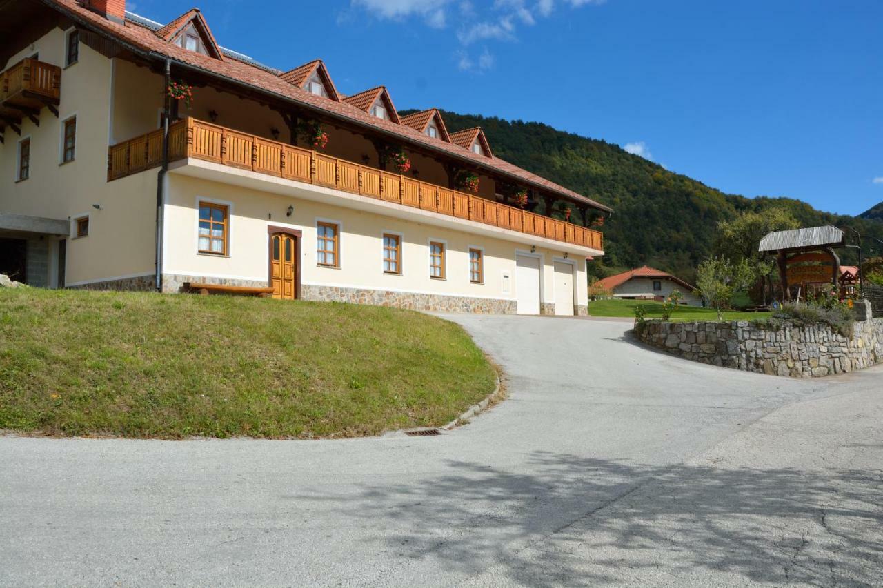 Guesthouse Mocivnik Okroglice Luaran gambar